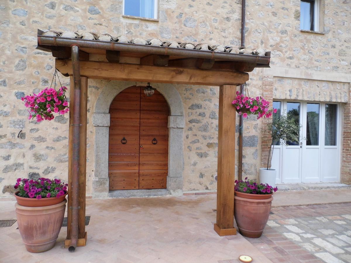 Aia Antica Bed & Breakfast Monte San Biagio Bagian luar foto