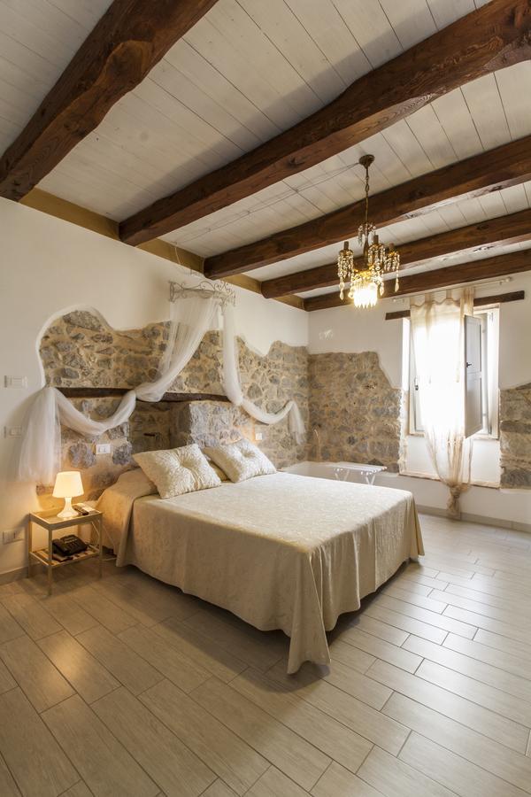 Aia Antica Bed & Breakfast Monte San Biagio Bagian luar foto