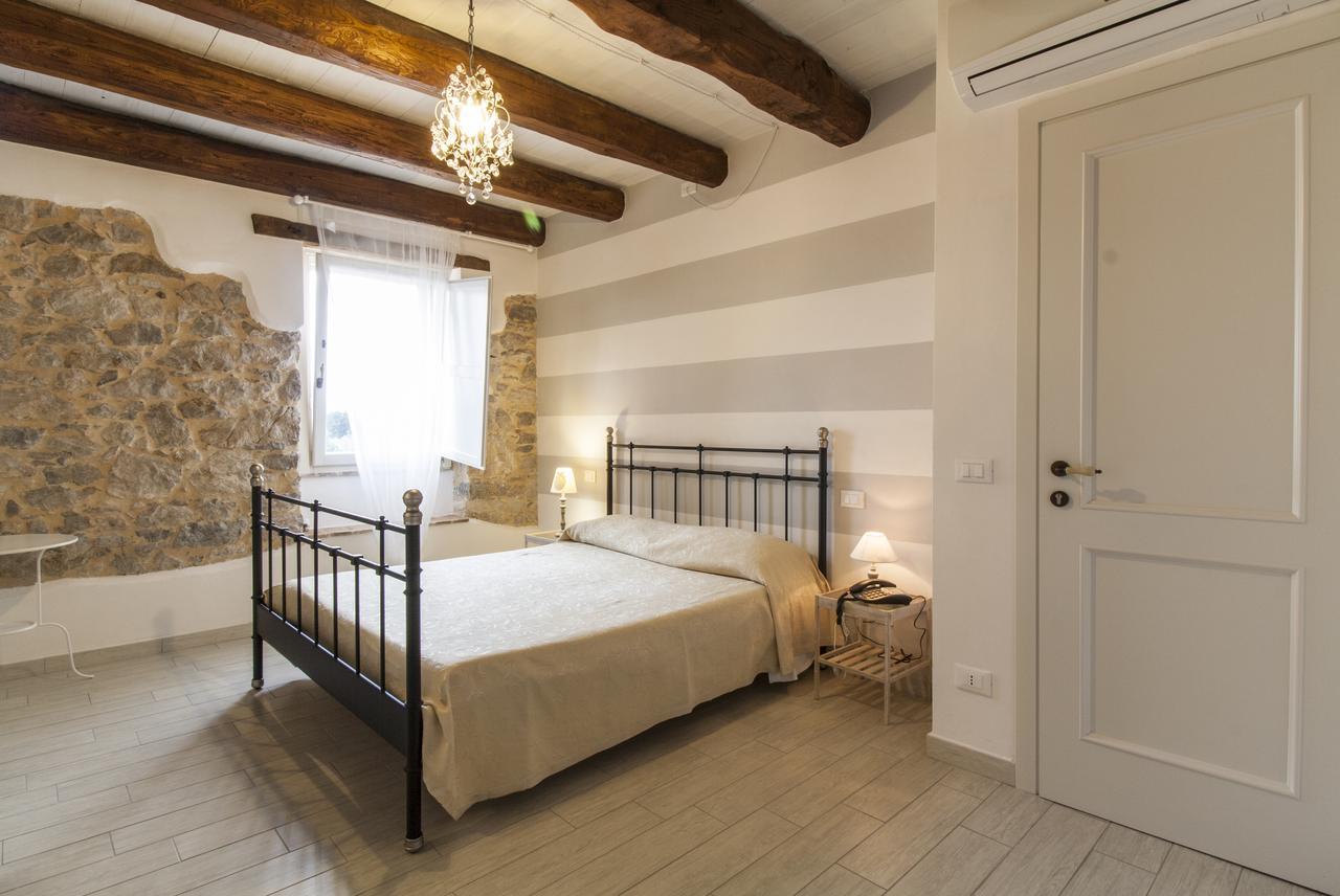 Aia Antica Bed & Breakfast Monte San Biagio Bagian luar foto